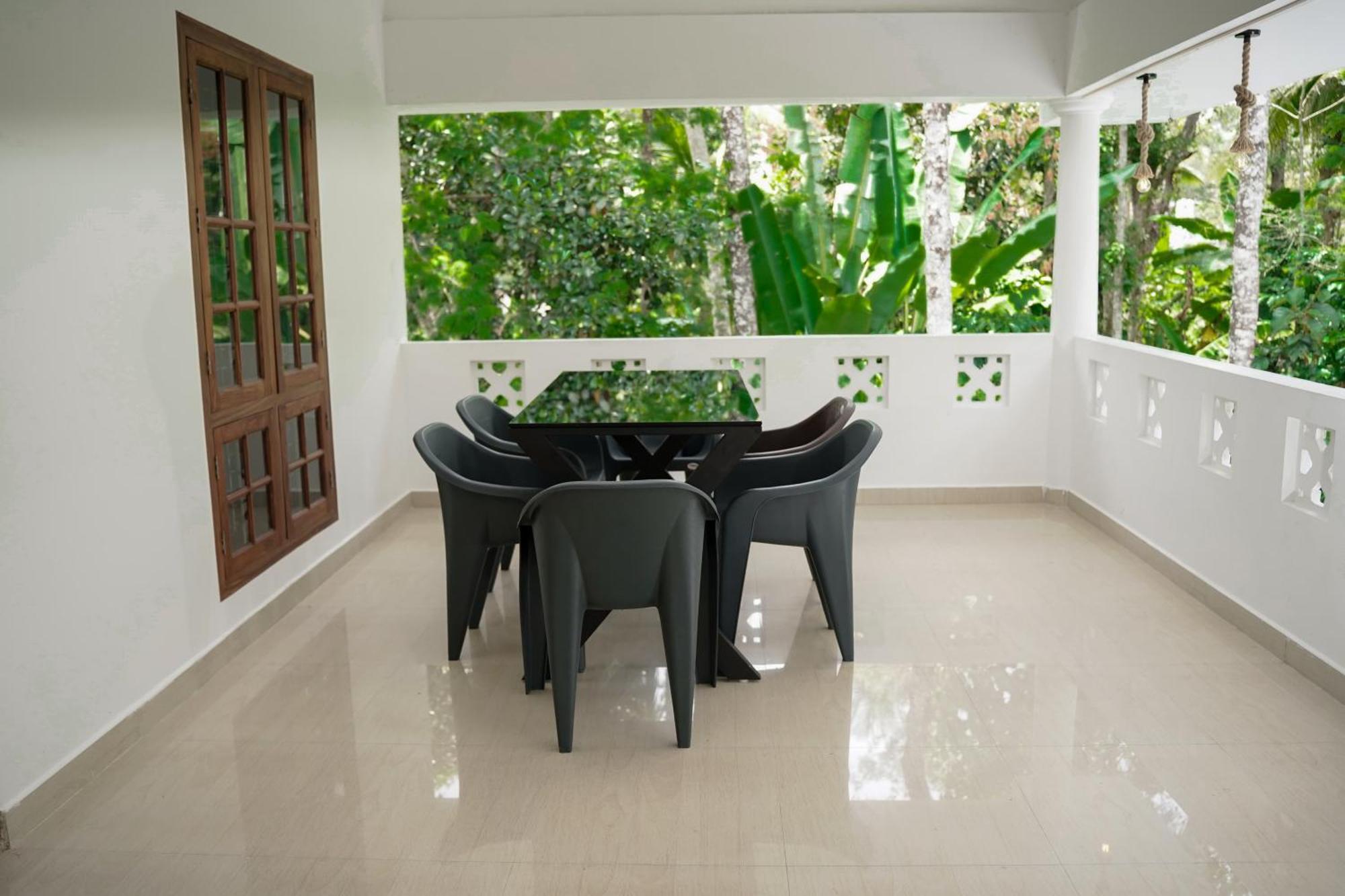 Green Homes Munnar Anachal Bilik gambar